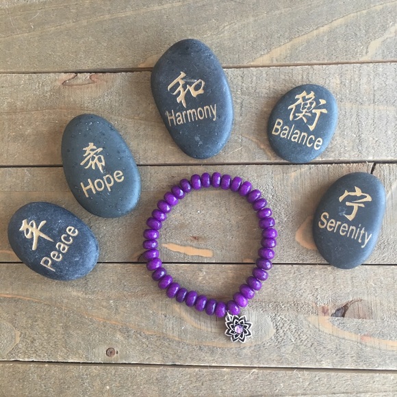 Handmade Jewelry - Purple Jade Gemstone Bracelet